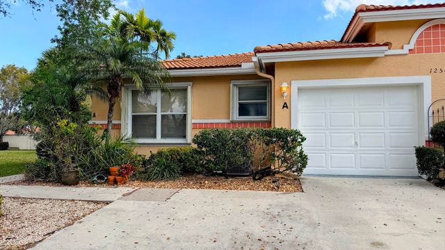 12562 Crystal Pointe Drive A, Boynton Beach, FL 33437