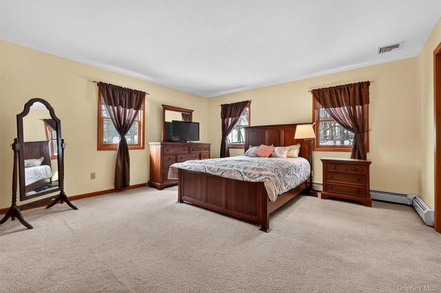 5 Bens Way, Chester, NY 10918