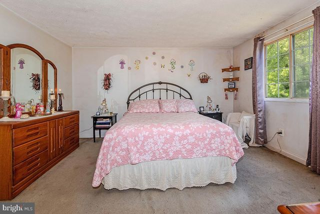 8166 HAZY DAWN CT, Pasadena, MD 21122