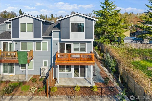 21625 13th Drive S, Des Moines, WA 98198
