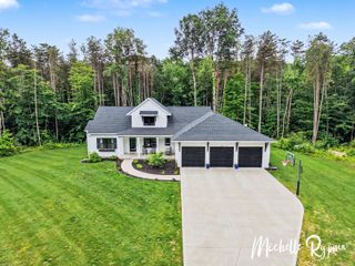 5812 Timber Bluff Trail, Manlius Twp, MI 49408