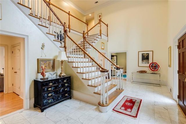 5105 Jett Forest NW Trail, Atlanta, GA 30327