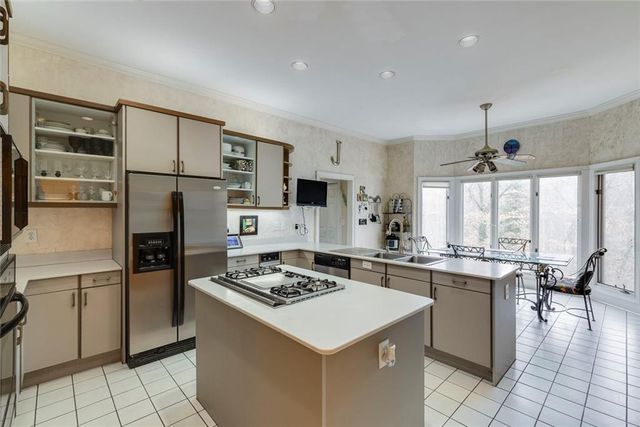 5105 Jett Forest NW Trail, Atlanta, GA 30327