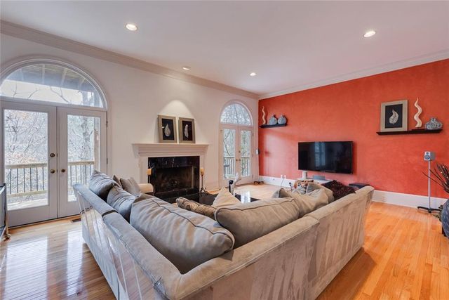 5105 Jett Forest NW Trail, Atlanta, GA 30327