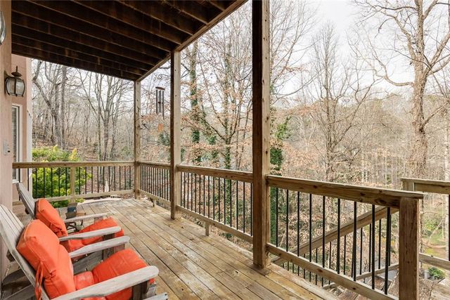 5105 Jett Forest NW Trail, Atlanta, GA 30327