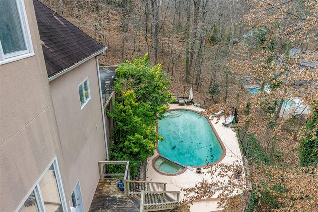 5105 Jett Forest NW Trail, Atlanta, GA 30327