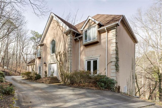 5105 Jett Forest NW Trail, Atlanta, GA 30327