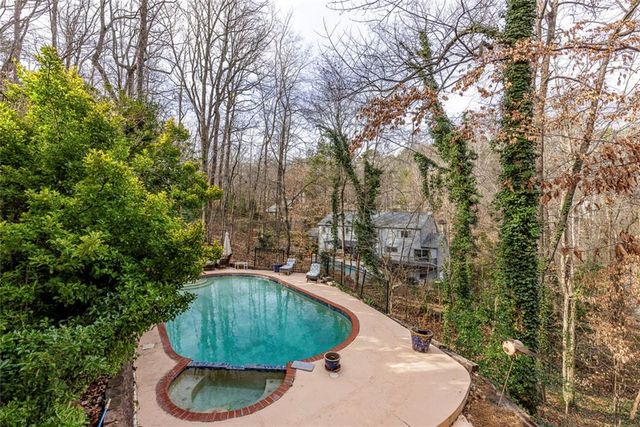 5105 Jett Forest NW Trail, Atlanta, GA 30327