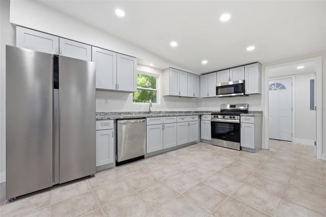 3015 NE 13TH DRIVE, Gainesville, FL 32609