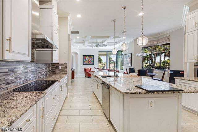 6871 Lakewood Isle DR, Fort Myers, FL 33908