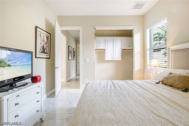 6871 Lakewood Isle DR, Fort Myers, FL 33908