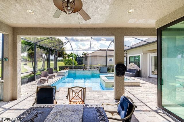 6871 Lakewood Isle DR, Fort Myers, FL 33908
