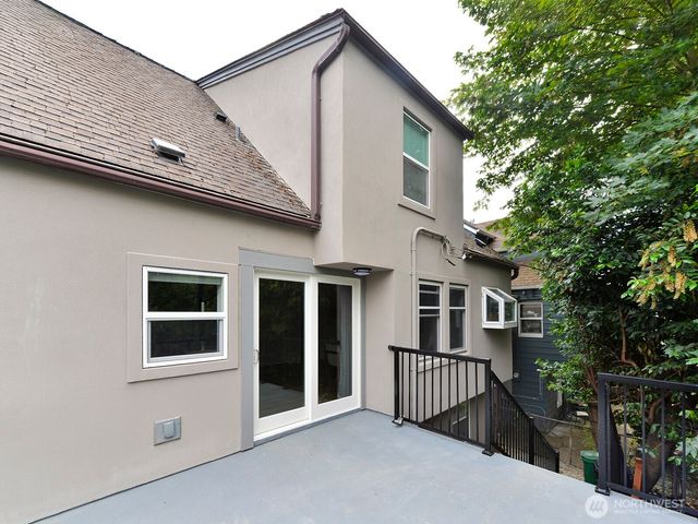 3437 15th Avenue S, Seattle, WA 98144