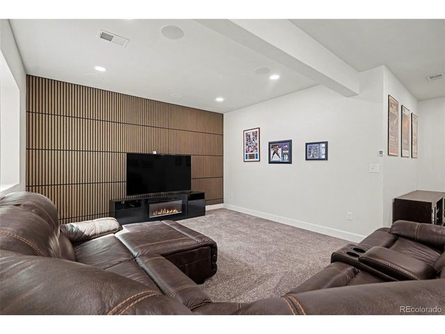 4579 Gray Wolf Ln, Castle Rock, CO 80104