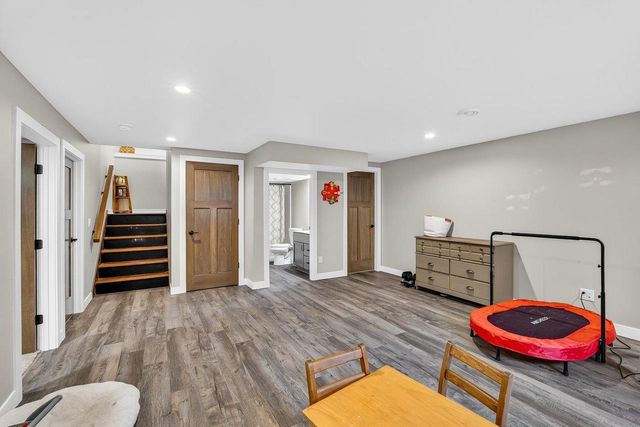 166 Cardinal Lane, Fall River, WI 53932