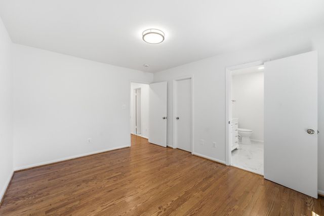 46757 HOBBLEBUSH TER, Sterling, VA 20164
