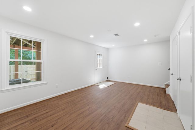 46757 HOBBLEBUSH TER, Sterling, VA 20164