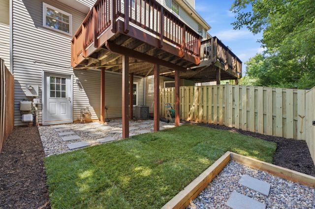 46757 HOBBLEBUSH TER, Sterling, VA 20164