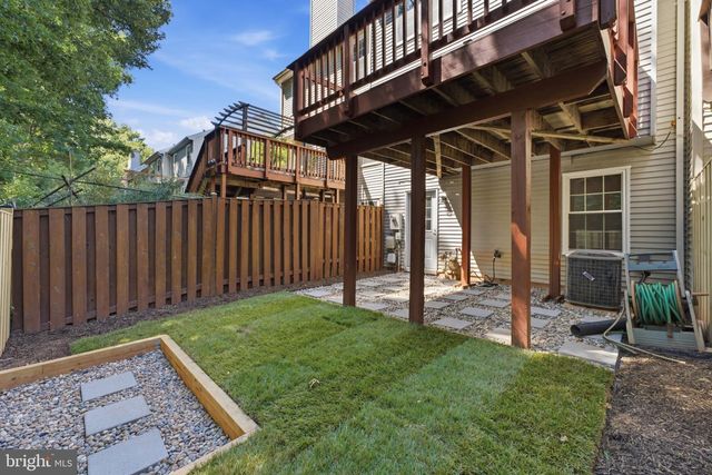 46757 HOBBLEBUSH TER, Sterling, VA 20164