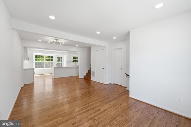 46757 HOBBLEBUSH TER, Sterling, VA 20164