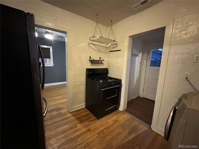 665 S Hazel Ct, Denver, CO 80219