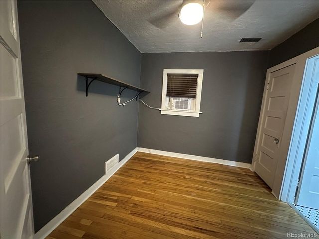 665 S Hazel Ct, Denver, CO 80219