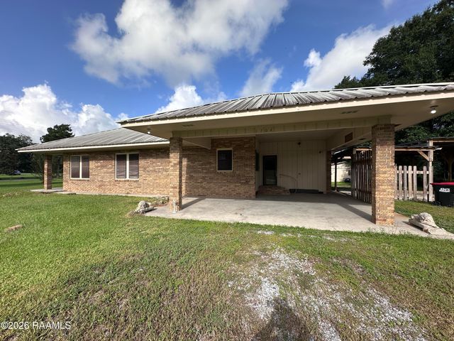 1704 Savoy Road, Youngsville, LA 70592