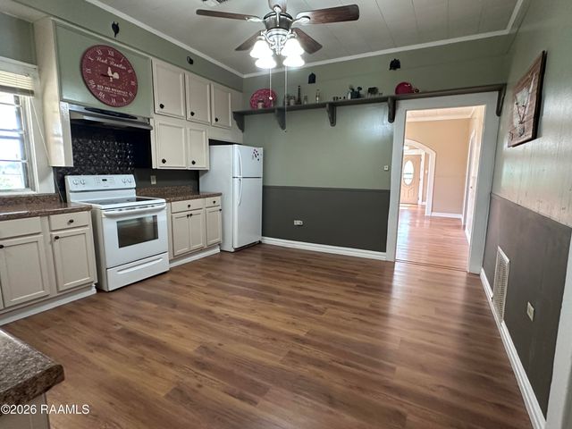 1704 Savoy Road, Youngsville, LA 70592