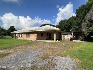1704 Savoy Road, Youngsville, LA 70592