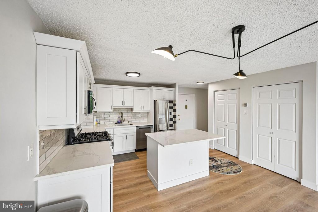 1030 E LANCASTER AVE #314, BRYN MAWR, PA 19010 — photo 2