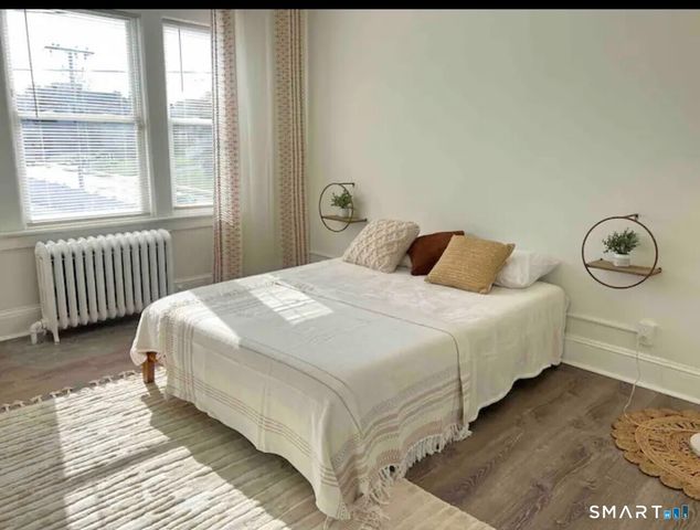 178 Roosevelt Street 2-E, Hartford, CT 06114