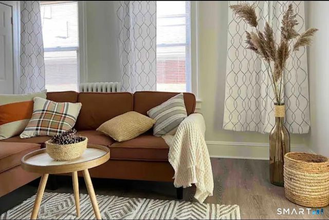 178 Roosevelt Street 2-E, Hartford, CT 06114