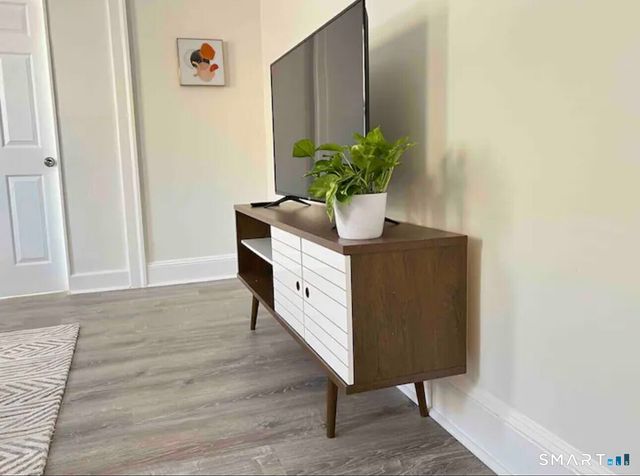 178 Roosevelt Street 2-E, Hartford, CT 06114