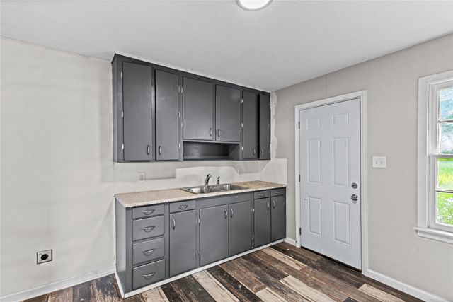 7032 Gregory Street, Shreveport, LA 71108