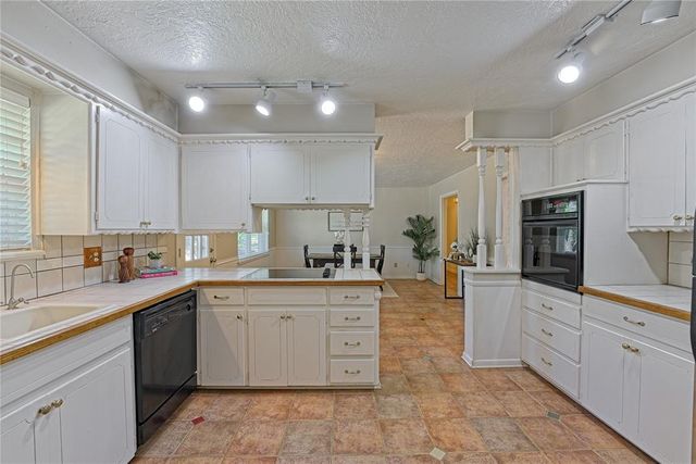 815 Willow Lane, Norman, OK 73072