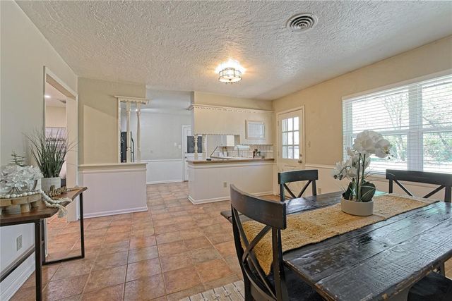 815 Willow Lane, Norman, OK 73072