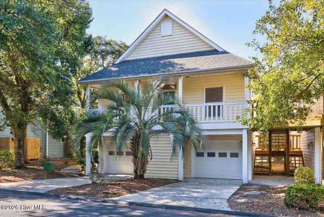 99 Oceangreens Lane, Oak Island, NC 28465