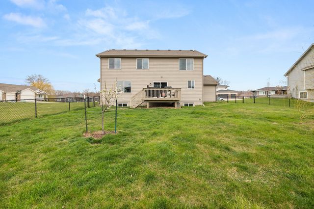 1624 Lyndale Drive, Polk City, IA 50226