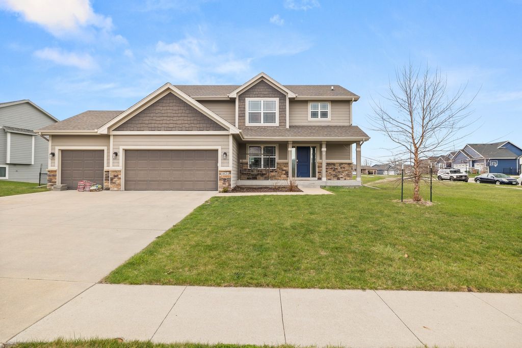 1624 Lyndale Drive, Polk City, IA 50226