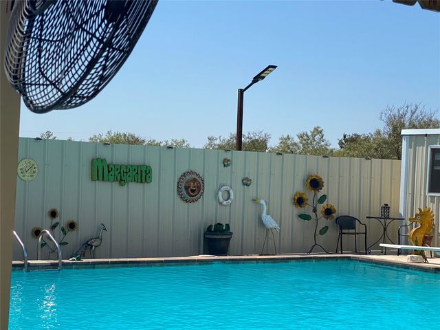 435 Gene Lee Road, Mineral Wells, TX 76067