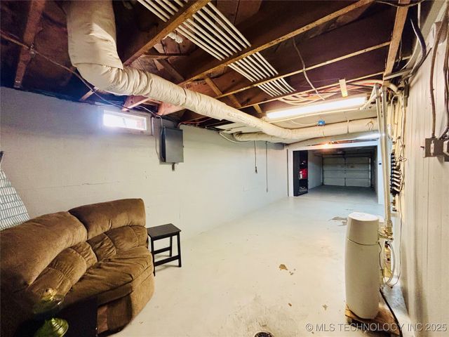 401 High Street, Eufaula, OK 74432