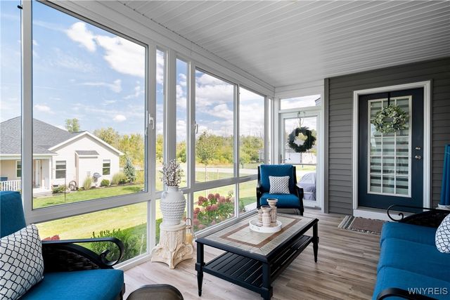 7273 Clarkview Drive, Lockport Town, NY 14094