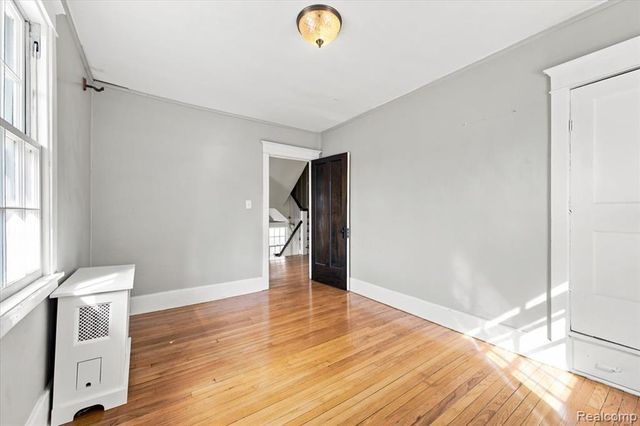 899 Edison Street, Detroit, MI 48202