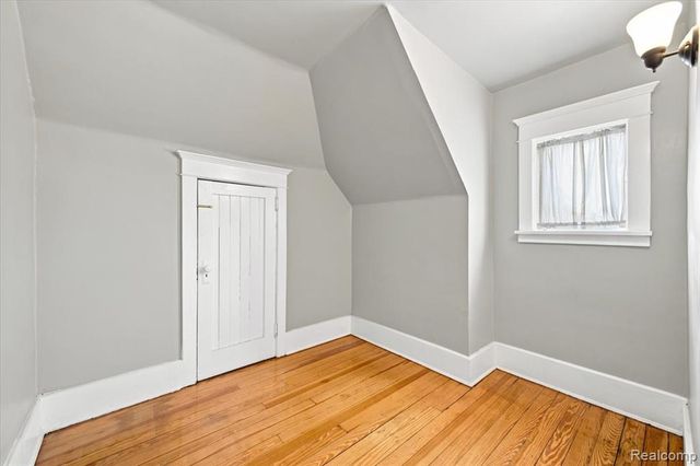 899 Edison Street, Detroit, MI 48202