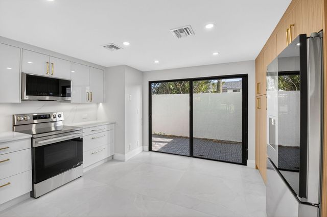 15961 Loch Katrine Trail 7103, Delray Beach, FL 33446