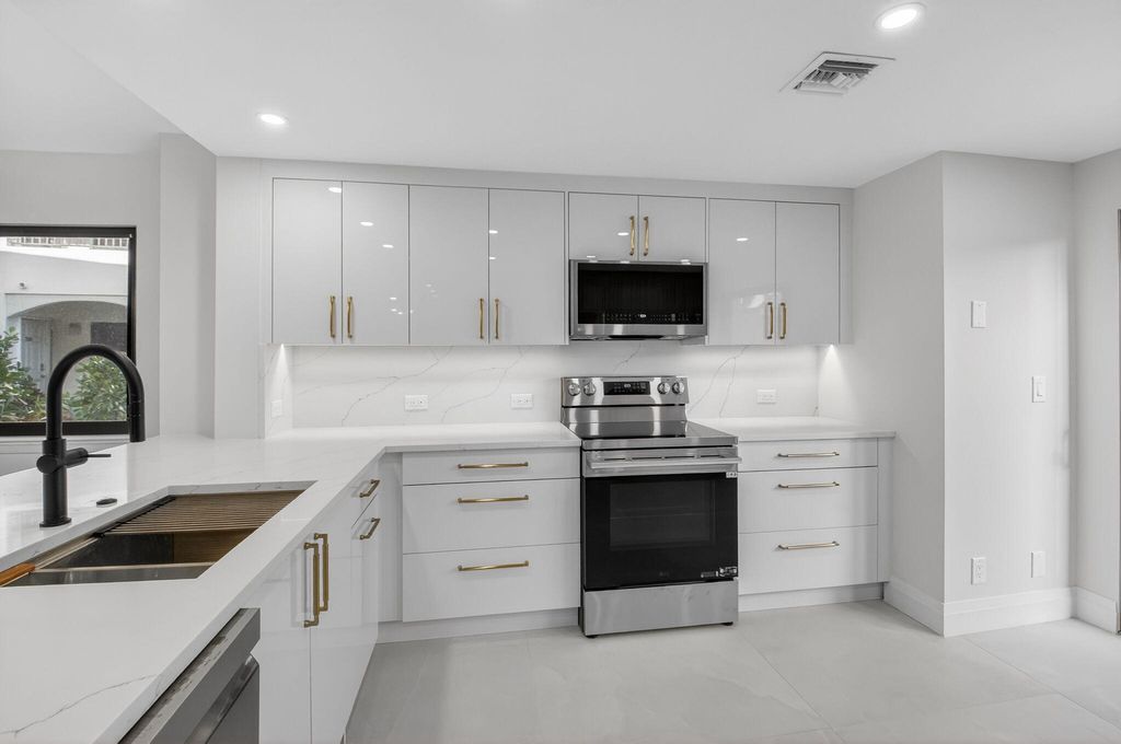 15961 Loch Katrine Trail 7103, Delray Beach, FL 33446