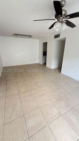7411 SW 152nd Ave 6-207, Miami, FL 33193