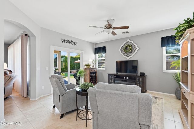 9506 E KILAREA Avenue, Mesa, AZ 85209
