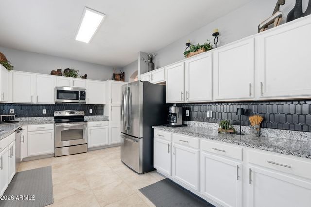 9506 E KILAREA Avenue, Mesa, AZ 85209