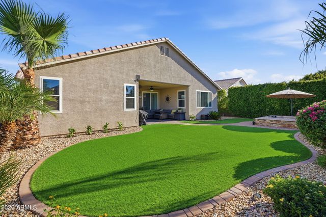 9506 E KILAREA Avenue, Mesa, AZ 85209